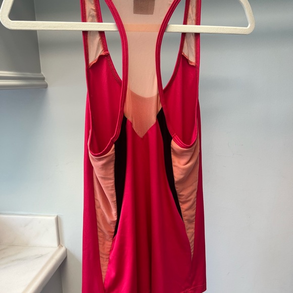 Splits 59 pink tank - Picture 3 of 4